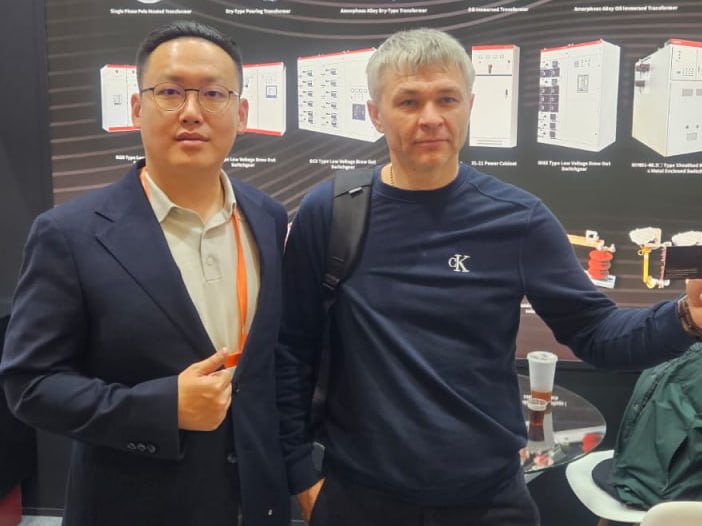 Сергей Гапон с партнёром из Китая