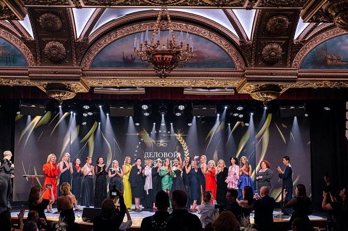 Открыт приём заявок на IV Национальную всероссийскую премию «Деловой престиж: женщина-созидатель - 2026»