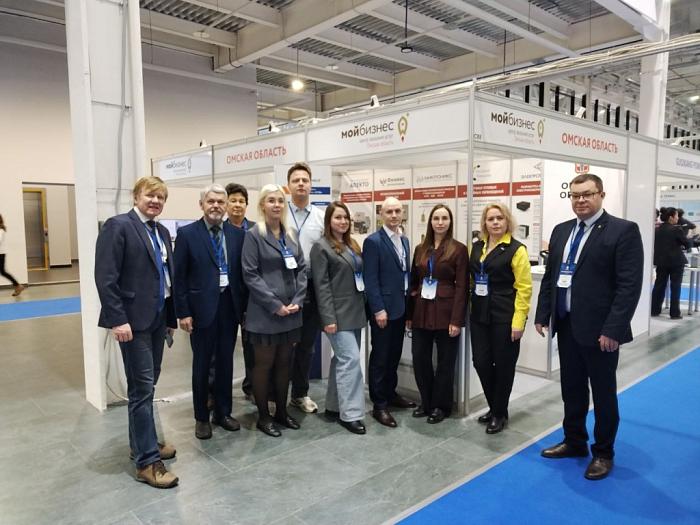 Омские инженеры презентовали в Москве датчики для самого большого радиотелескопа страны при поддержке «Моего бизнеса»